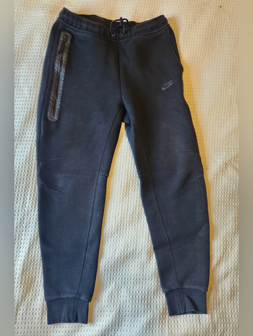 Men's Nike Tech Pants Size Medium